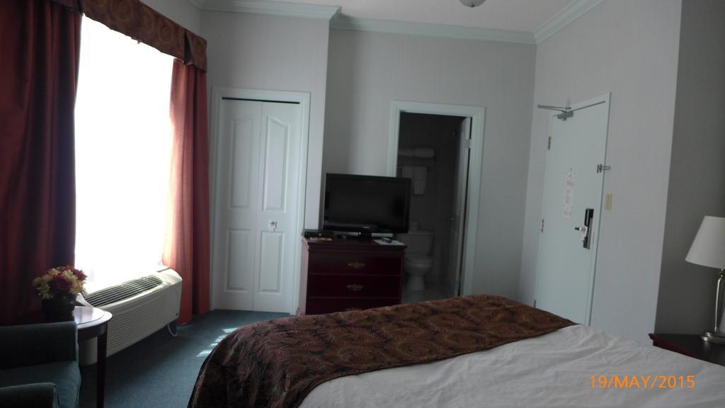 The Bridgeport Inn Fort Mcmurray Chambre photo