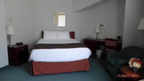 The Bridgeport Inn Fort Mcmurray Extérieur photo